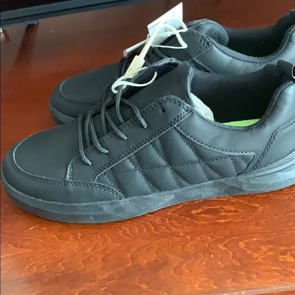 ✅Last deal ✅Zara black sneakers
